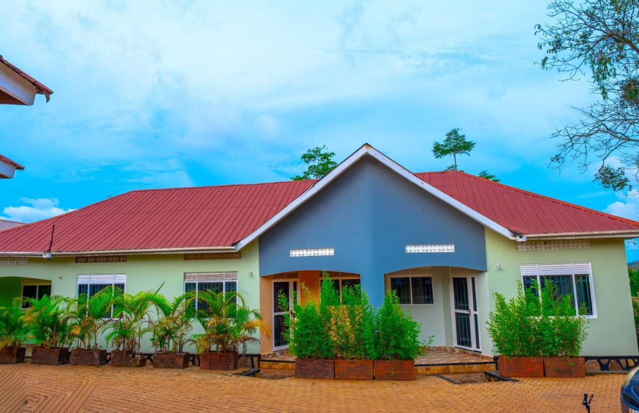 Airport Unique Hotel Entebbe Exterior foto