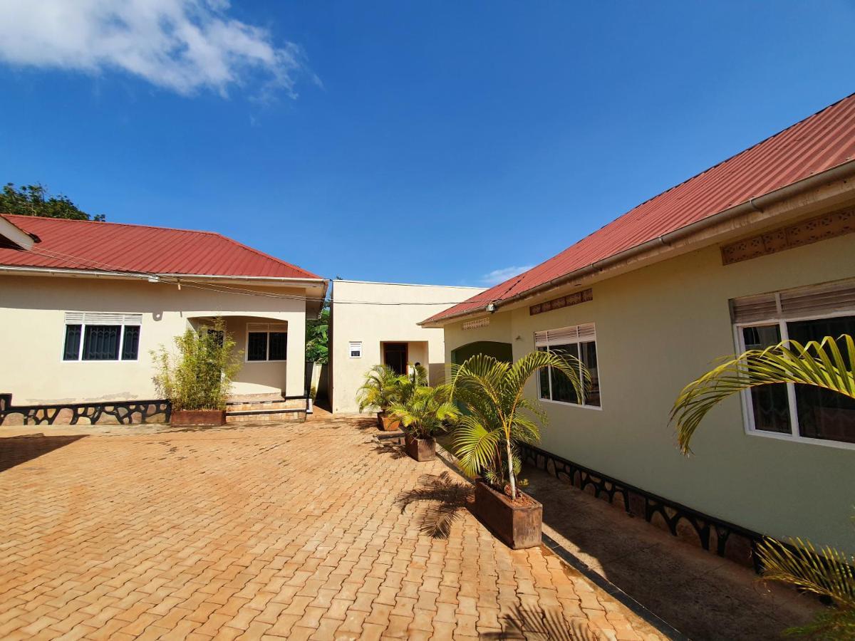 Airport Unique Hotel Entebbe Exterior foto